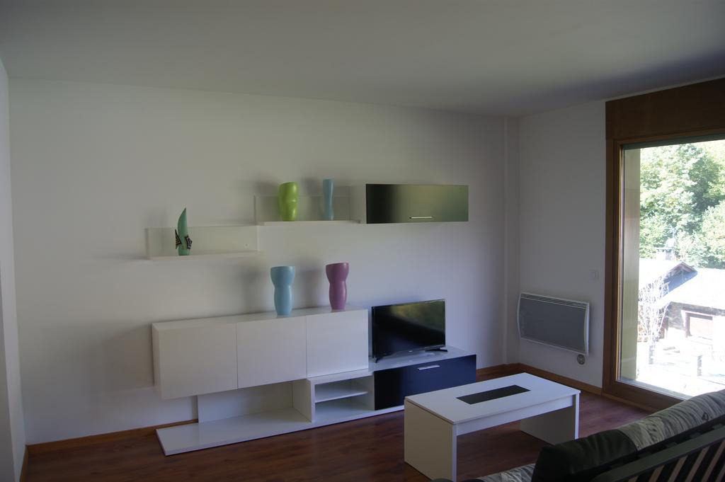 Apartaments Els Esquiadors Ллортс Экстерьер фото
